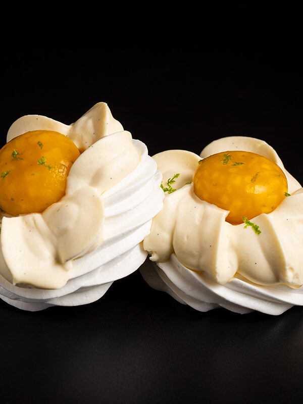 Pidulik magusalaud - Olga Kaju